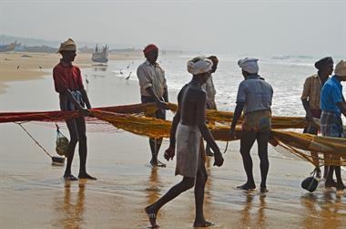 Fishing with net, Chowara Beach,_DSC_9571_H600